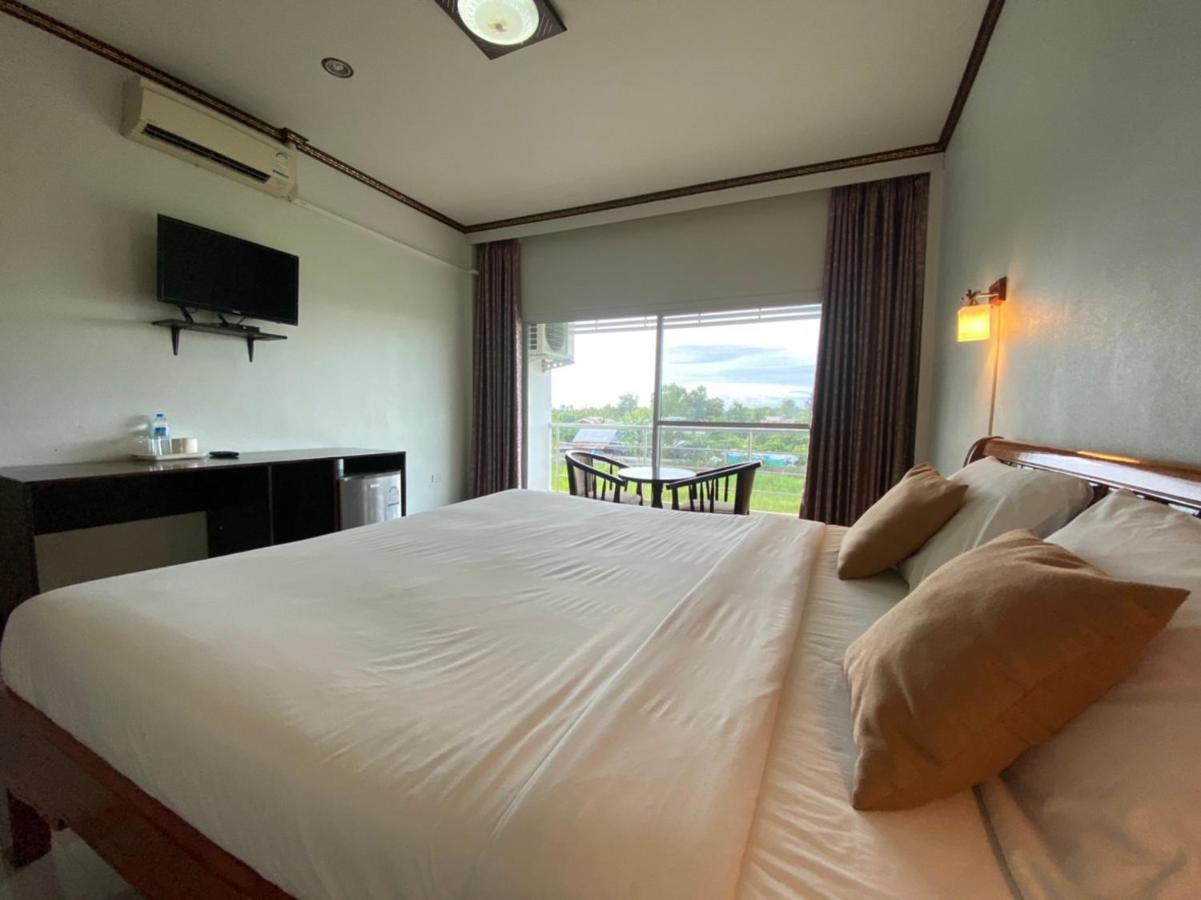 Mayuree Resort Udon Thani Bagian luar foto