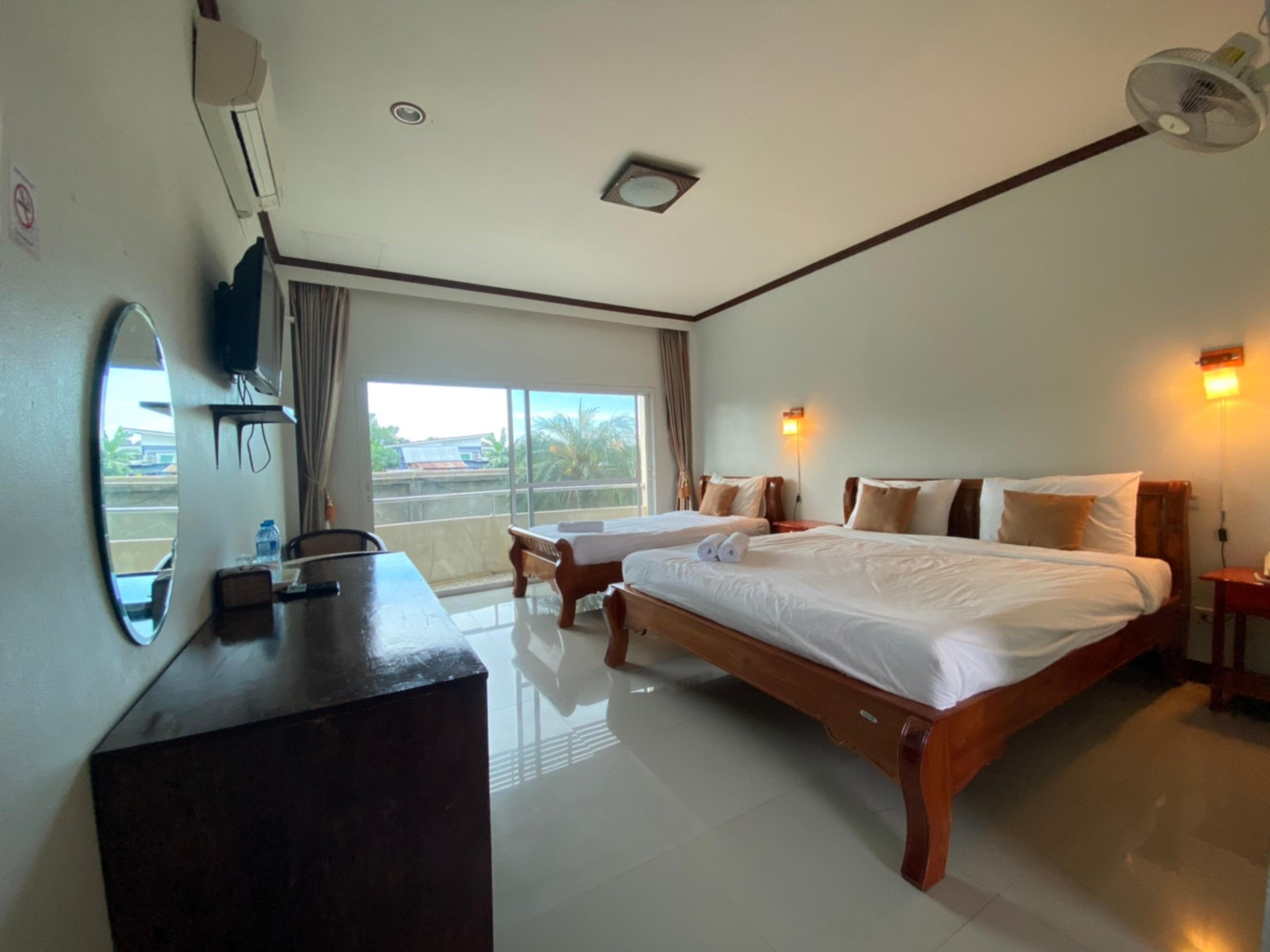Mayuree Resort Udon Thani Bagian luar foto