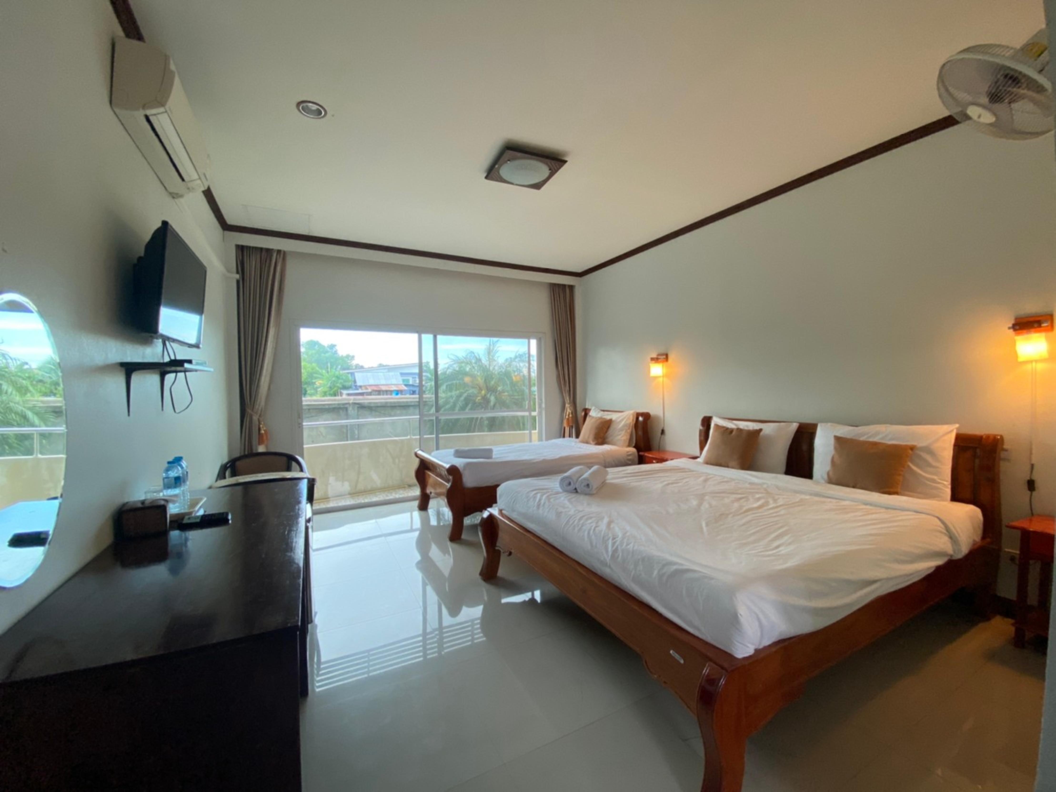 Mayuree Resort Udon Thani Bagian luar foto